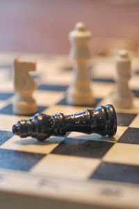 Dead king (chess)
